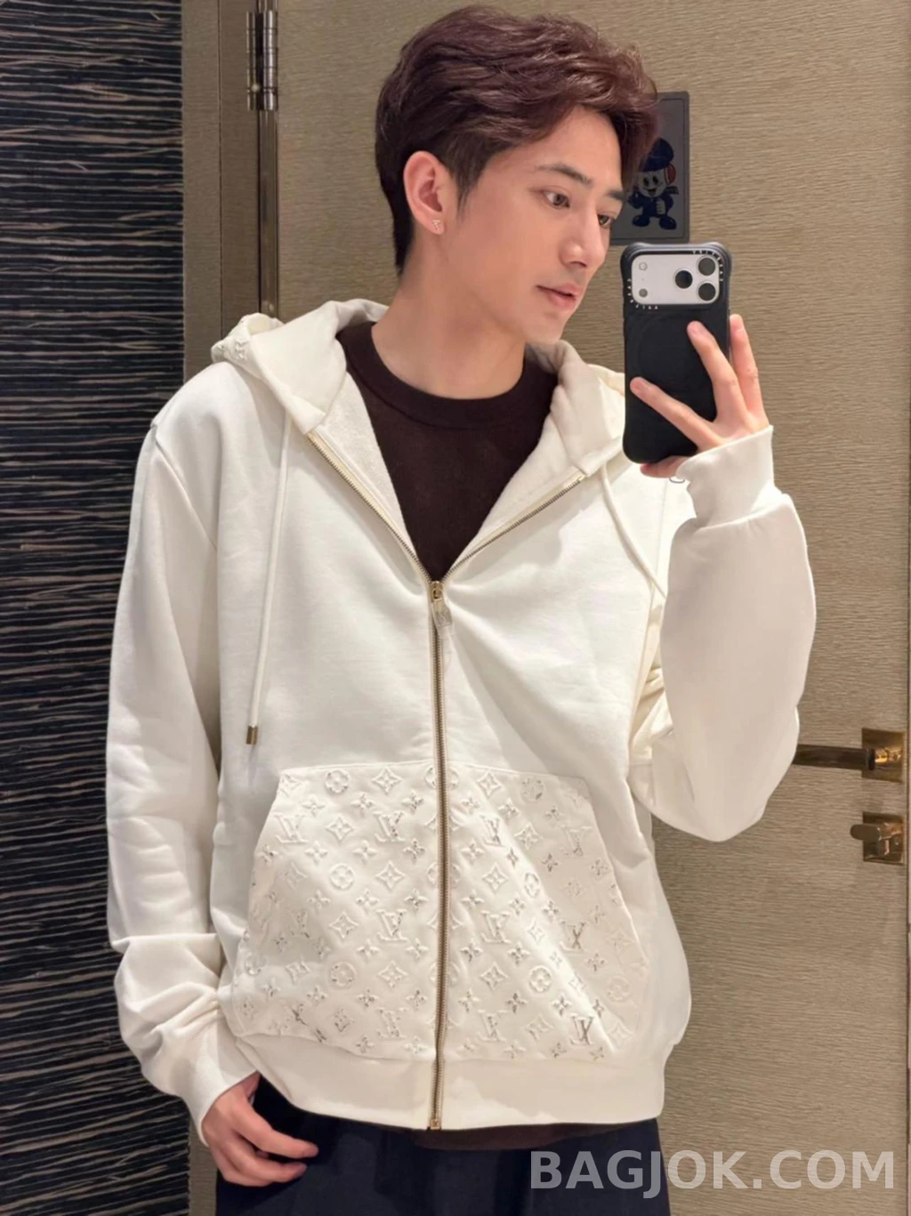 루이비통 루이비통 모노그램 후드 집업 상세 이미지