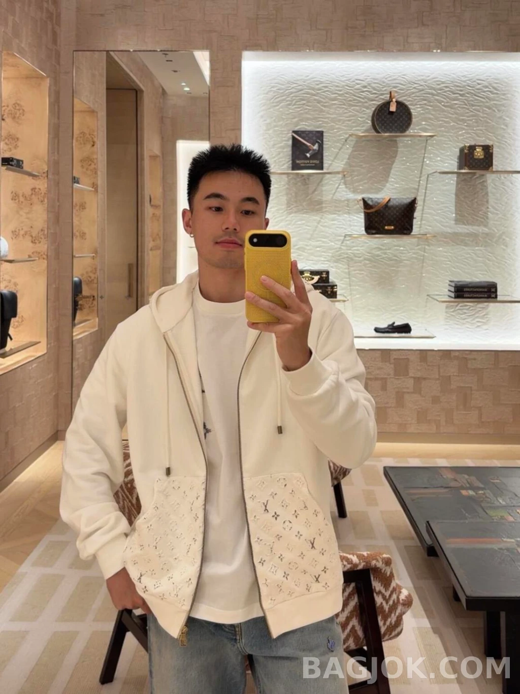 루이비통 루이비통 모노그램 후드 집업 상세 이미지