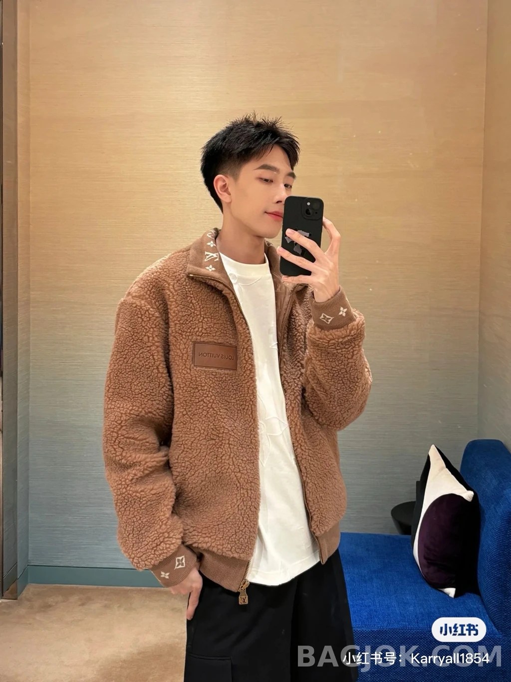 루이비통 루이비통 셰르파 집업 상세 이미지