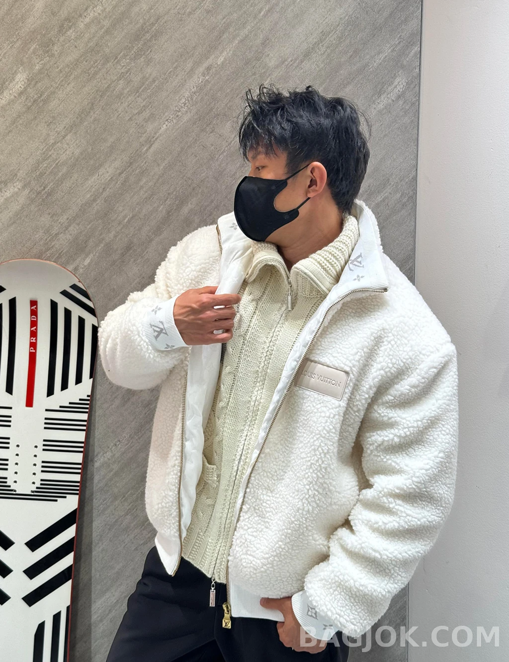 루이비통 루이비통 셰르파 집업 상세 이미지