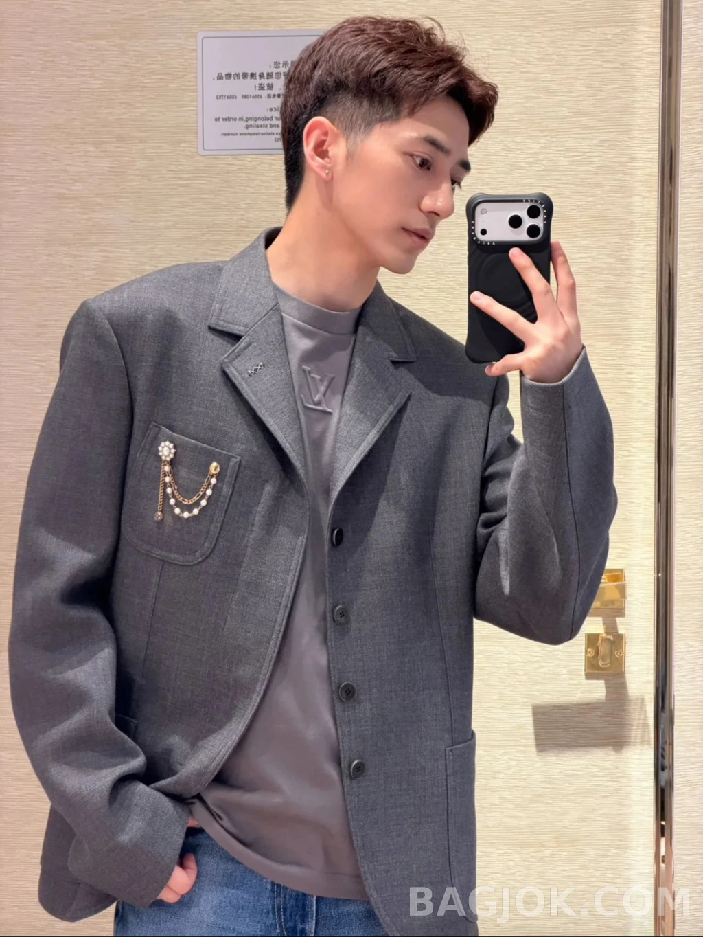 루이비통 루이비통 체인 브로치 재킷 상세 이미지