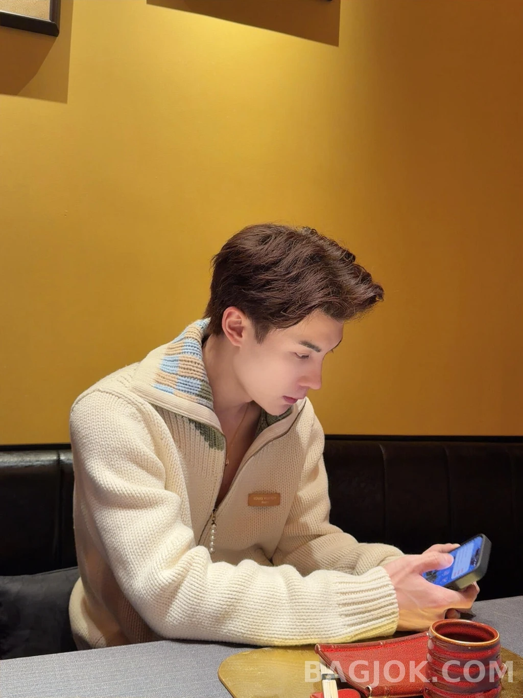 루이비통 루이비통 체크 니트 집업 상세 이미지