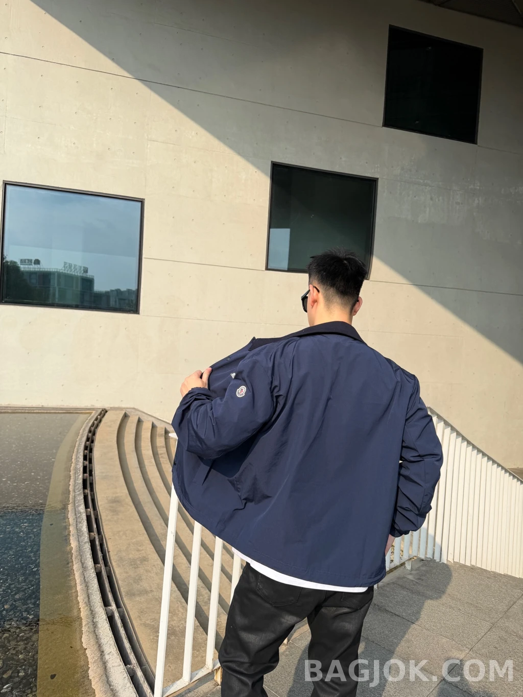 몽클레어 몽클레어 스크립트 코치 재킷 상세 이미지