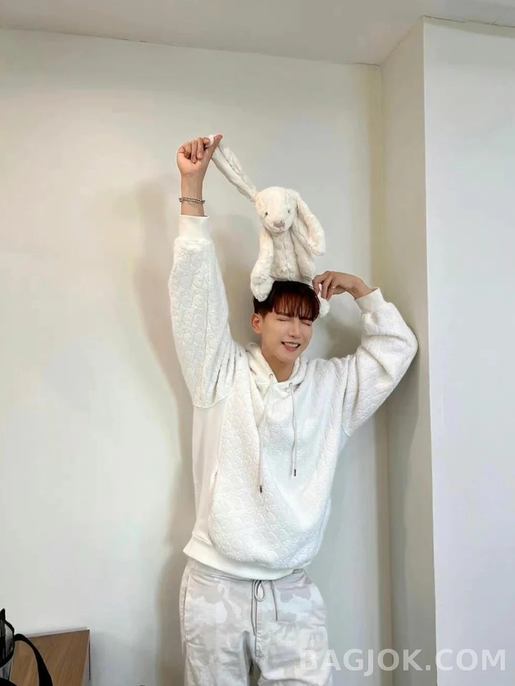 디올 디올 테리 후드티 상세 이미지