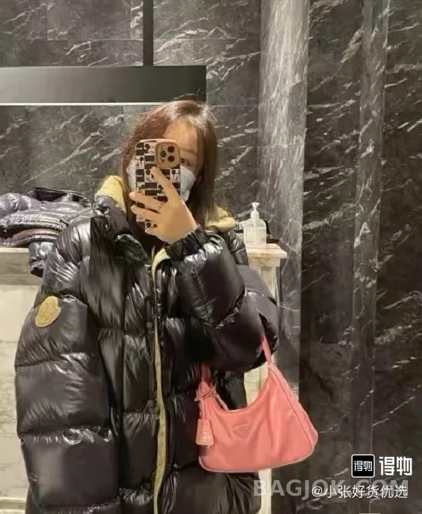몽클레어 몽클레어 더보 패딩 상세 이미지