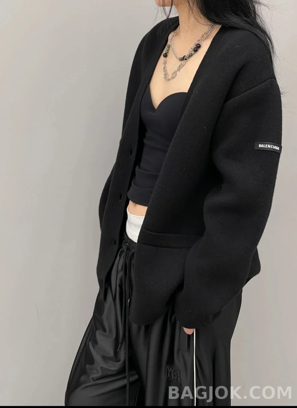 발렌시아가 발렌시아가 슬리브로고 가디건 상세 이미지