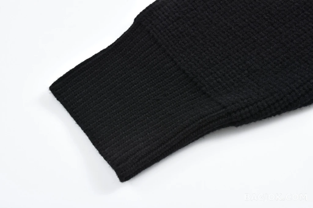 발렌시아가 발렌시아가 슬리브로고 가디건 상세 이미지