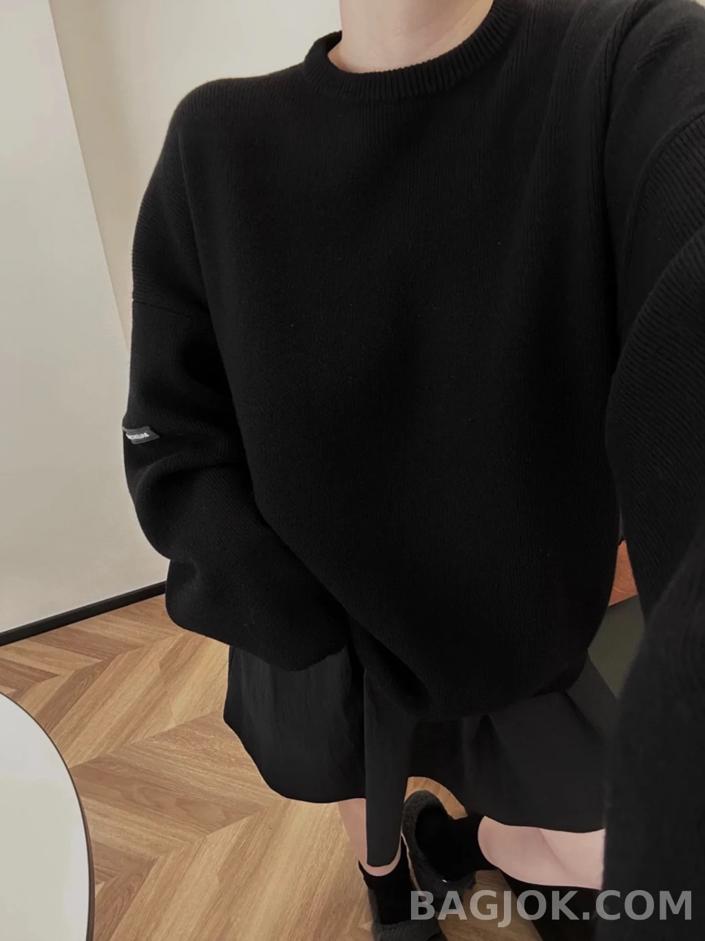 발렌시아가 발렌시아가 슬리브로고 니트 상세 이미지