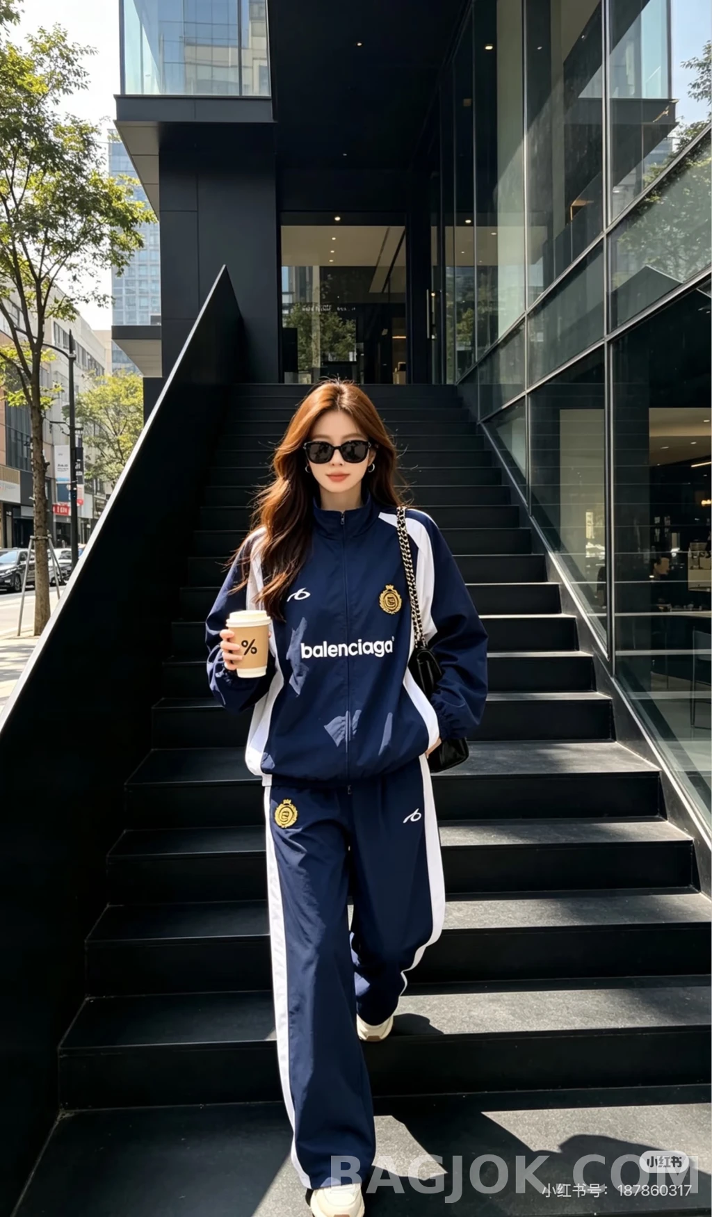 발렌시아가 발렌시아가 트랙팬츠 상세 이미지