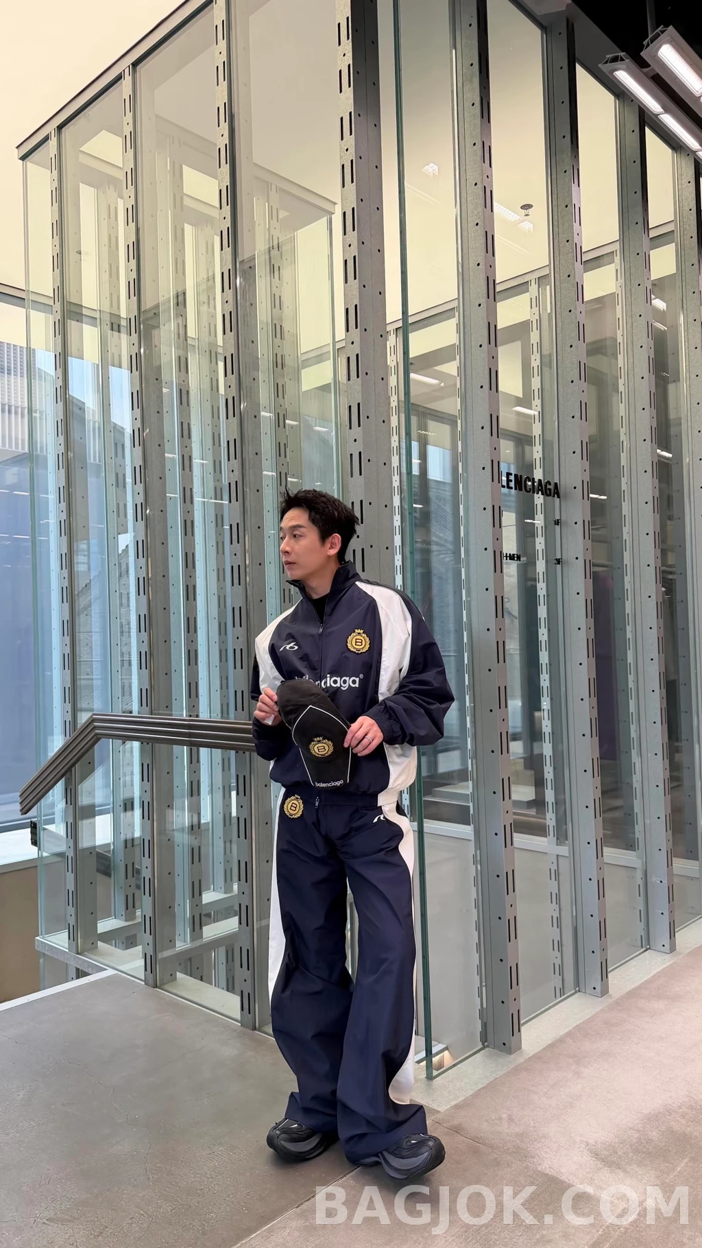 발렌시아가 발렌시아가 트랙팬츠 상세 이미지