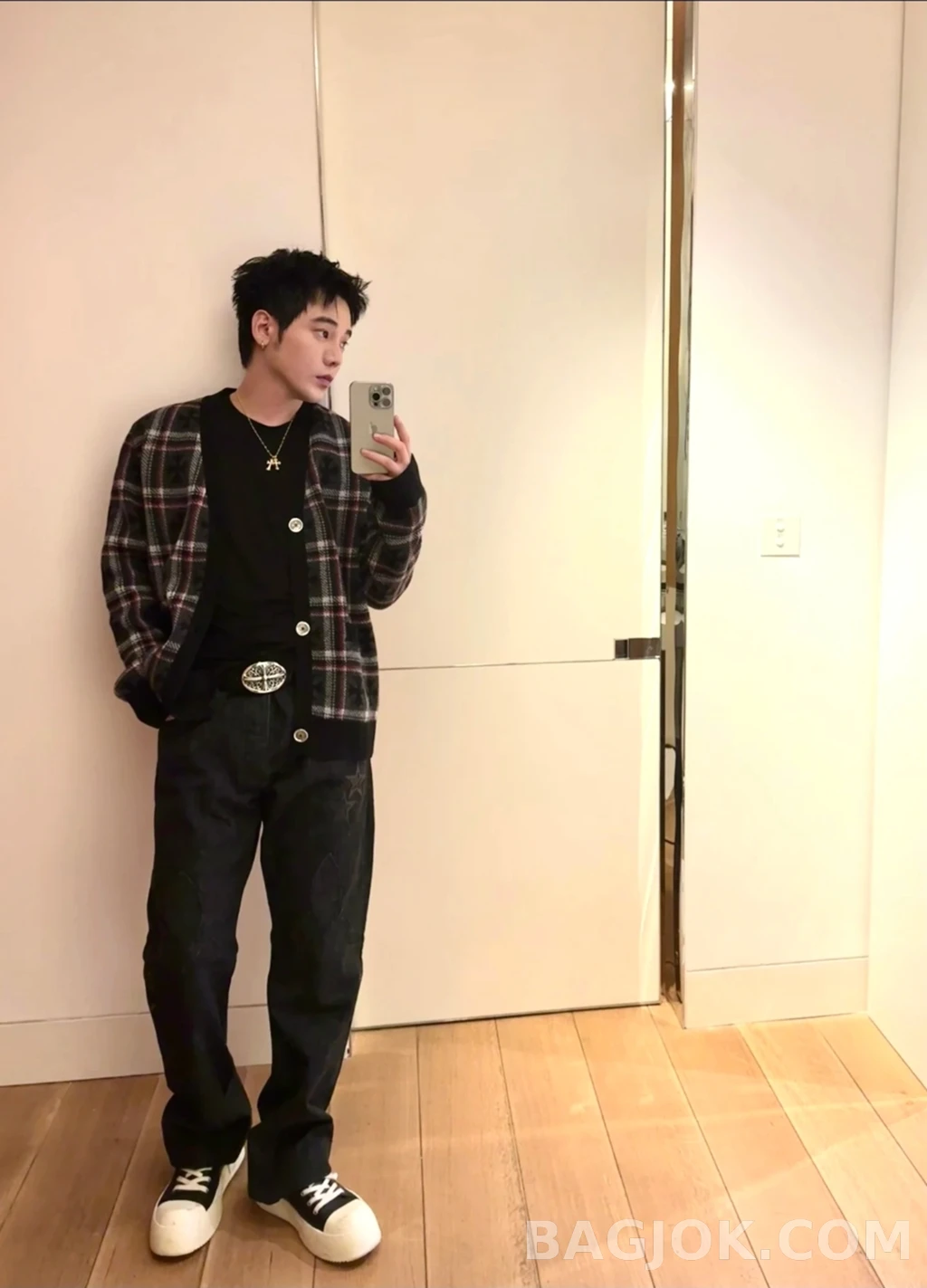 크롬하츠 크롬하츠 크로스 체크 가디건 상세 이미지
