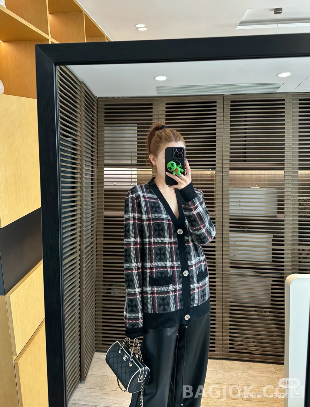 크롬하츠 크롬하츠 크로스 체크 가디건 상세 이미지