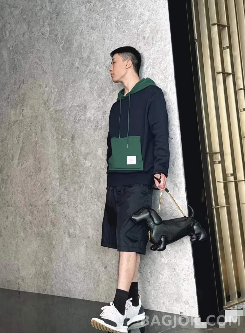 톰브라운 톰브라운 후드티 상세 이미지