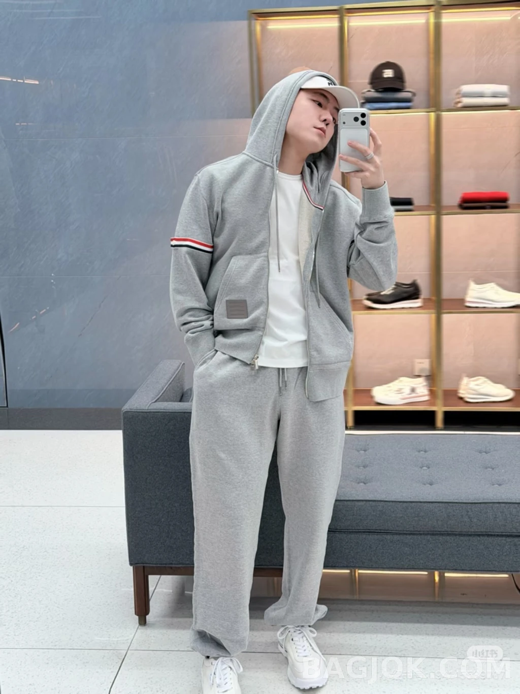 톰브라운 톰브라운 후드집업 상세 이미지