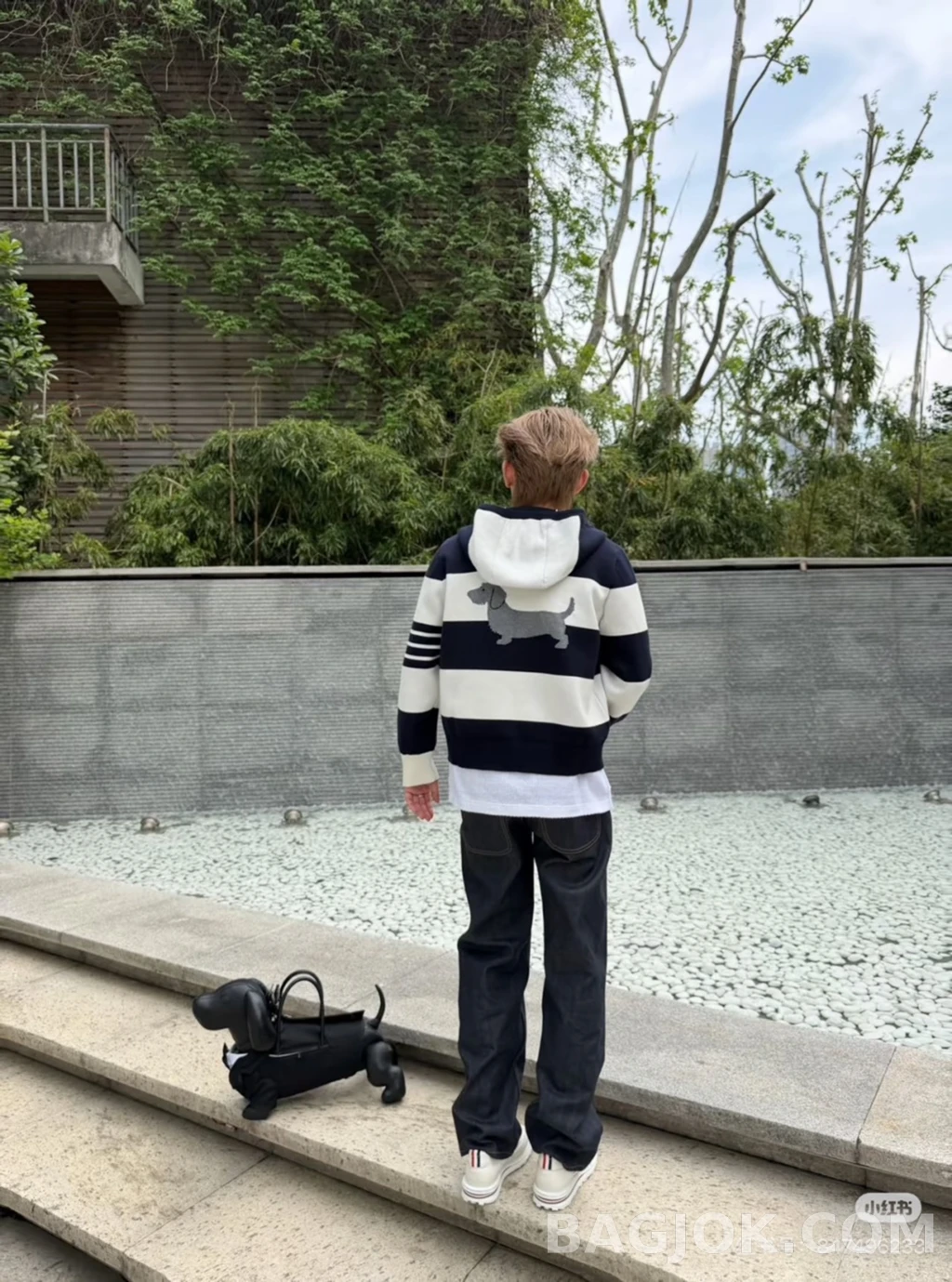 톰브라운 톰브라운 강아지 후드니트 상세 이미지