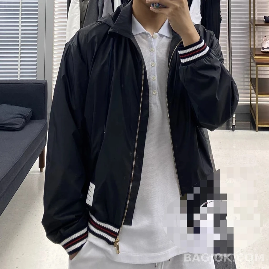 톰브라운 톰브라운 나일론 후드재킷 상세 이미지
