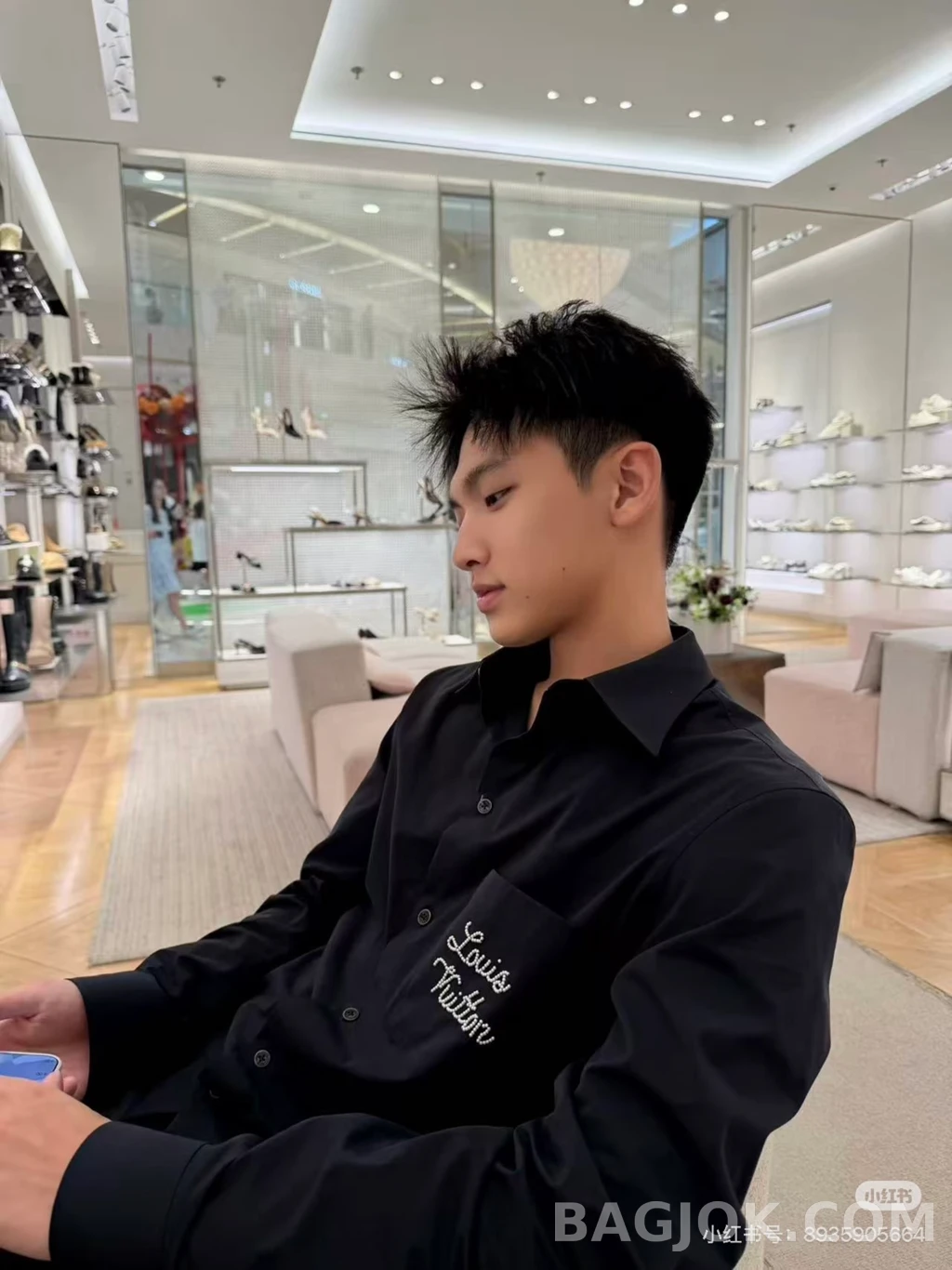 루이비통 루이비통 스크립트 셔츠 상세 이미지