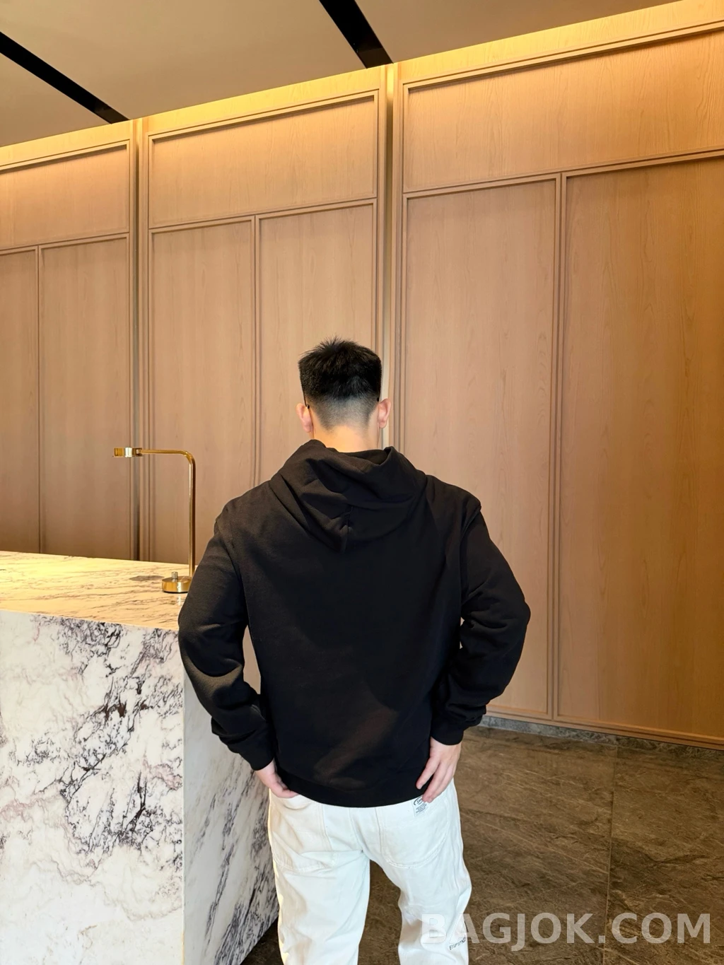 루이비통 루이비통 압화로고 후드 상세 이미지