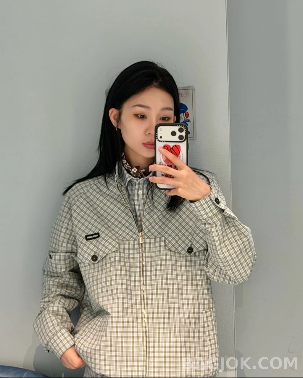 미우미우 미우미우 체크 윈드자켓 상세 이미지