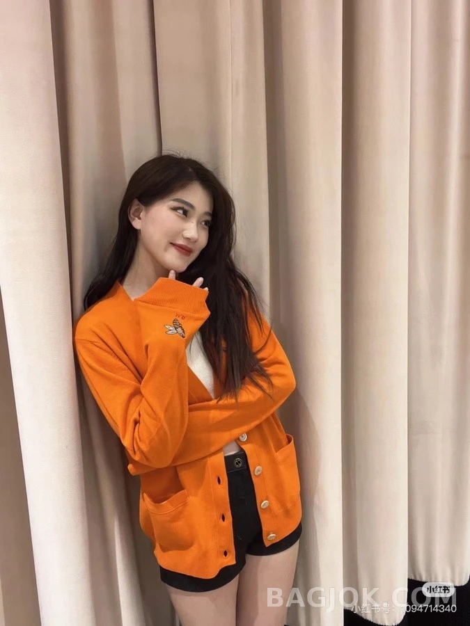  구찌 V넥 가디건 상세 이미지