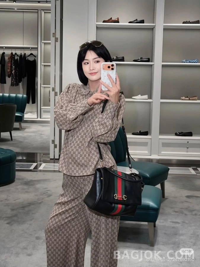 구찌 구찌 모노그램 러플 셔츠 상세 이미지