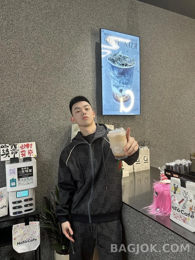 구찌 구찌 수퍼 더블 패턴 집업 트랙수트 상세 이미지