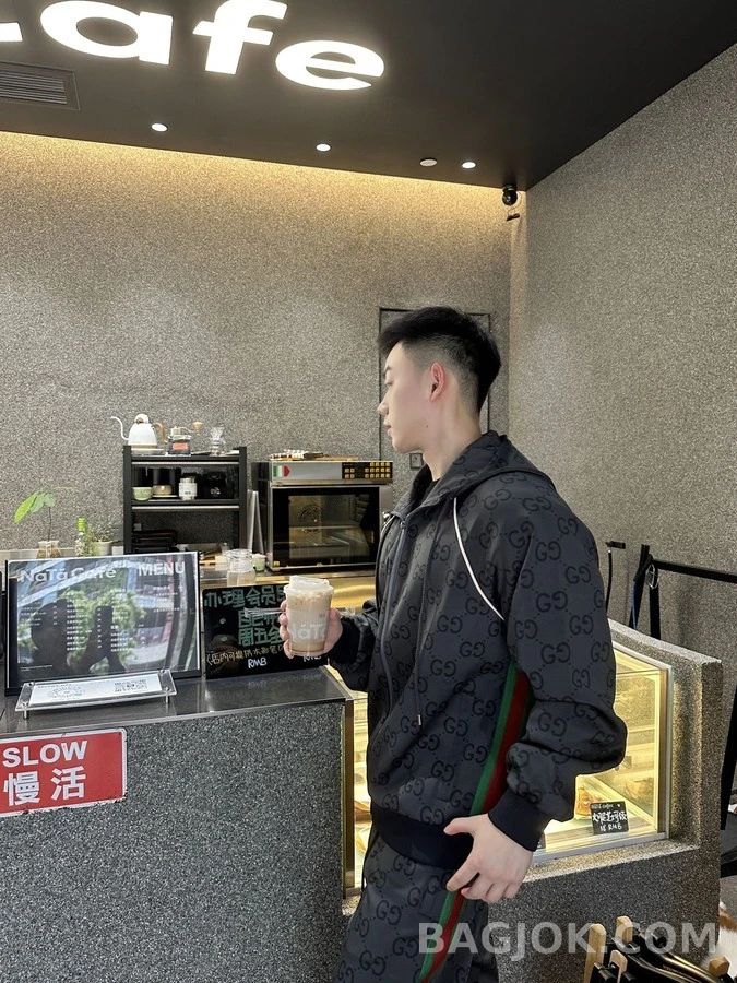 구찌 구찌 수퍼 더블 패턴 집업 트랙수트 상세 이미지