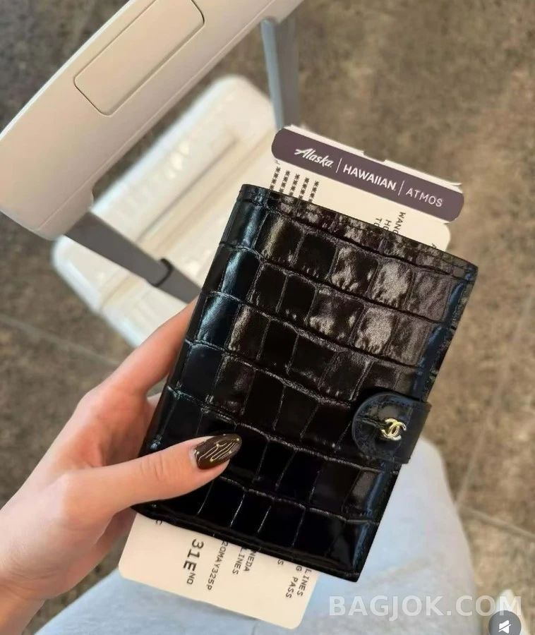 샤넬 샤넬 클래식 악어 엠보싱 카드 홀더 상세 이미지