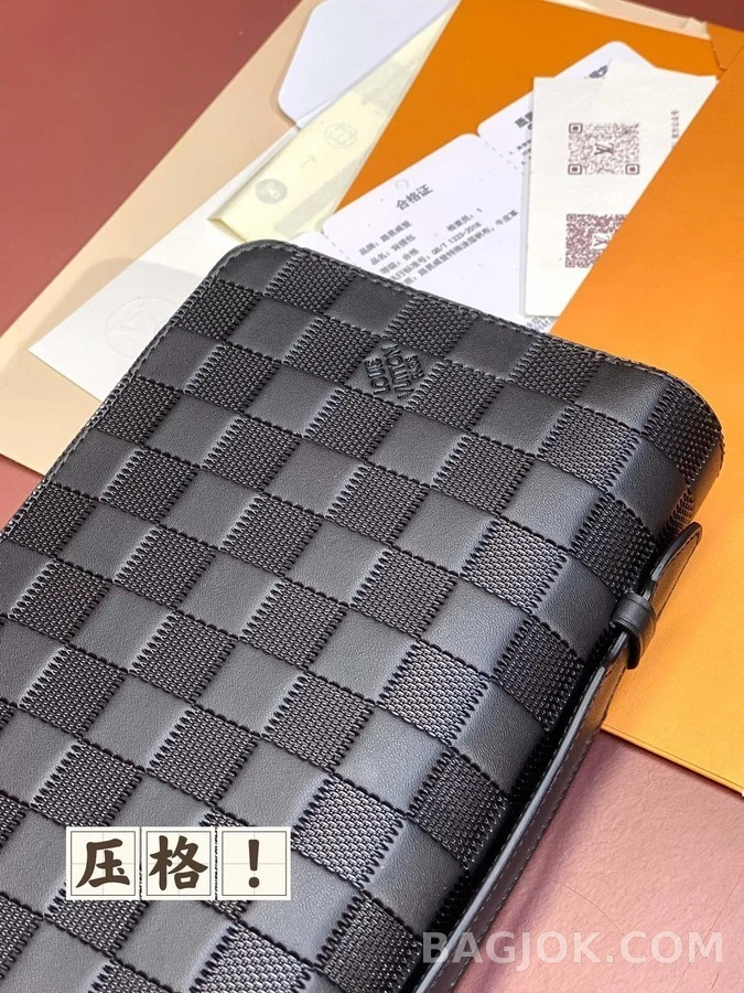 루이비통 루이비통 지피 오거나이저 지갑 상세 이미지