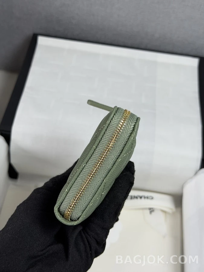 샤넬 샤넬 클래식 지퍼 코인 지갑 상세 이미지