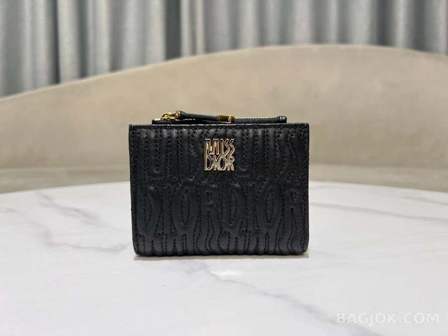 디올 디올 Miss Dior Dahlia 지갑 상세 이미지