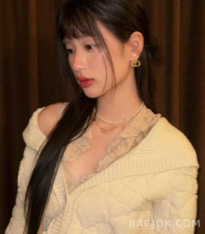 디올 디올 스타 펄 더블 레이어 네크리스 상세 이미지