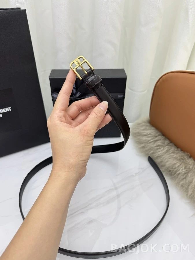 생로랑 세인트로랑 카산드르 모노그램 가죽 벨트 상세 이미지