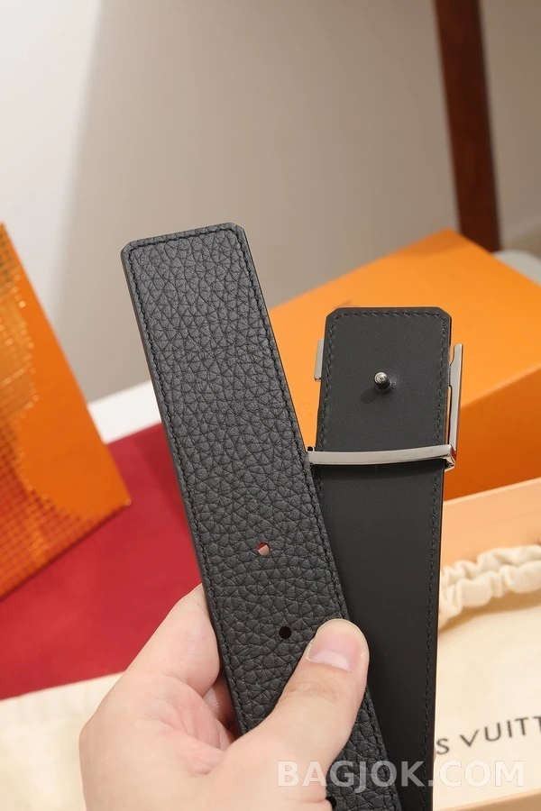 루이비통 루이비통 이니셜 양면 벨트 상세 이미지