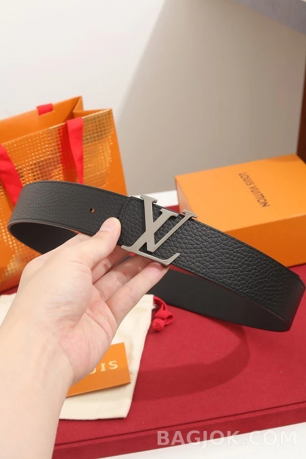 루이비통 루이비통 이니셜 양면 벨트 상세 이미지