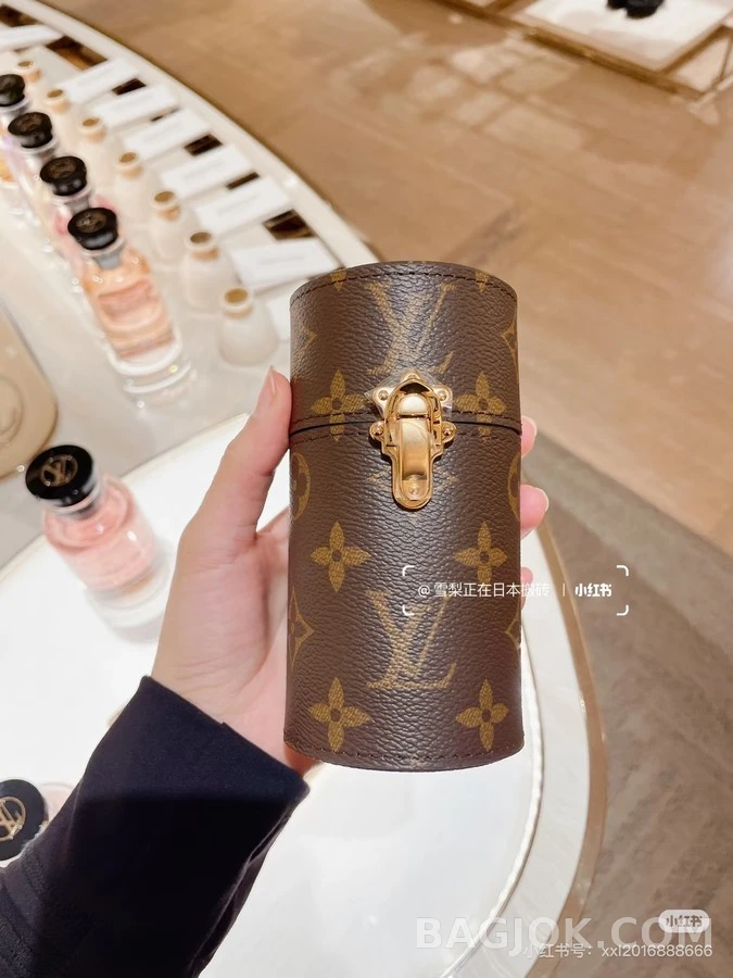 루이비통 루이비통 모노그램 향수 케이스 상세 이미지