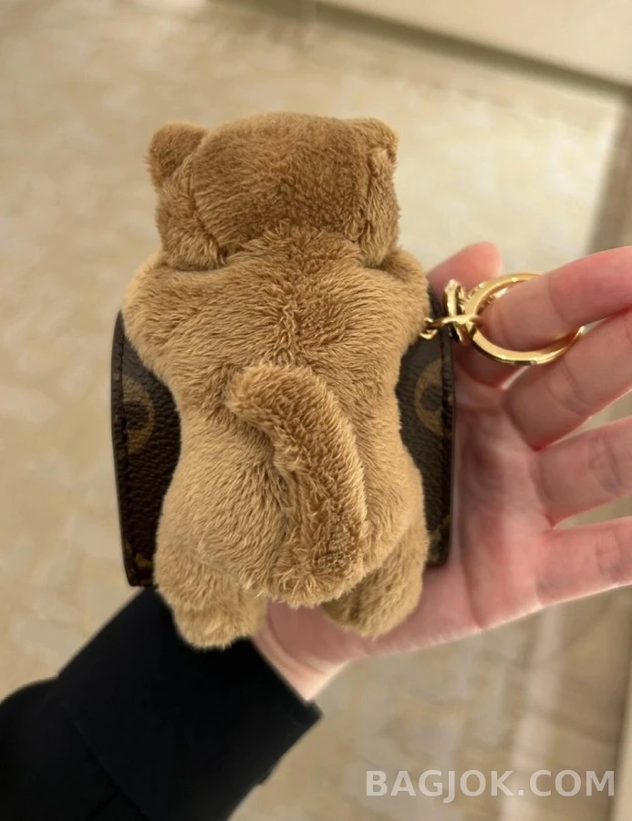 루이비통 루이비통 모노그램 캔버스 베어 키링 상세 이미지