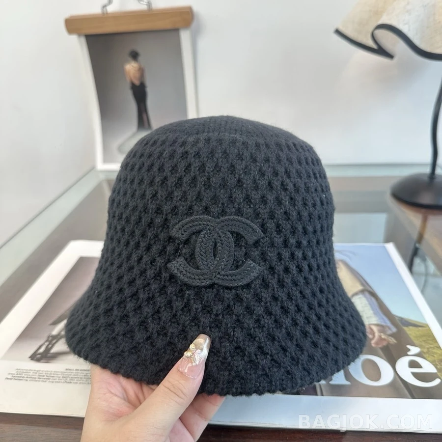 샤넬 샤넬 로고 니트 버킷햇 블랙 상세 이미지