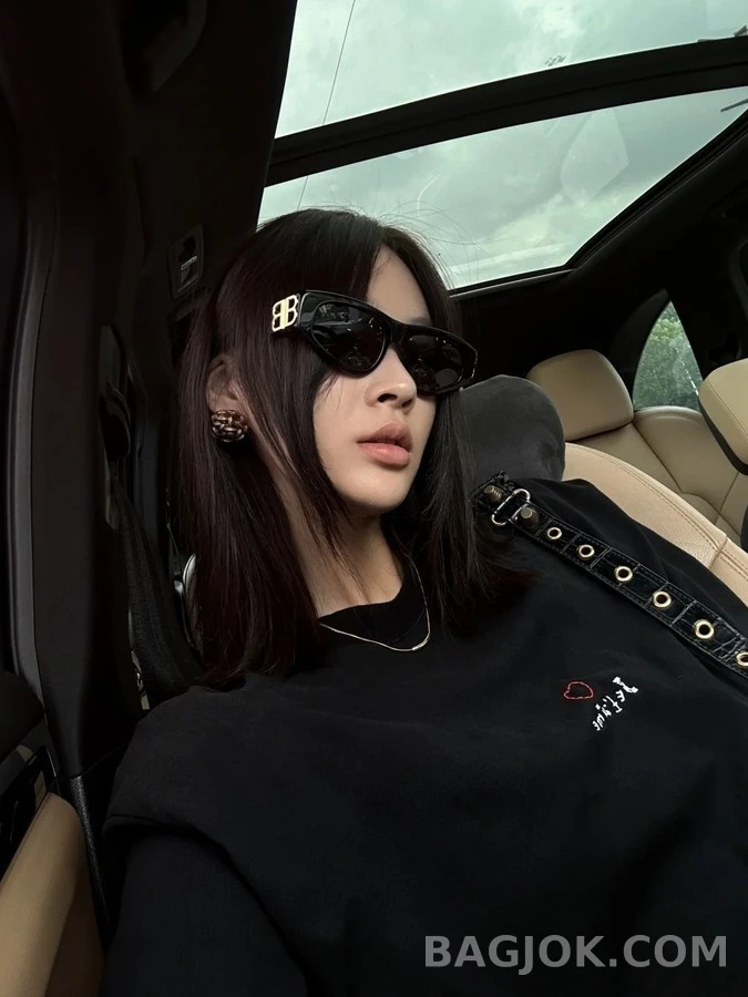 발렌시아가 발렌시아가 로고 선글라스 상세 이미지