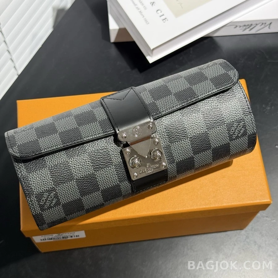 루이비통 루이비통 다미에 그라피트 Etui Bijoux 상세 이미지