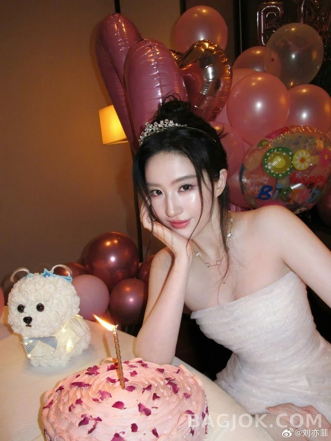 불가리 불가리 백모개 부채 목걸이 상세 이미지