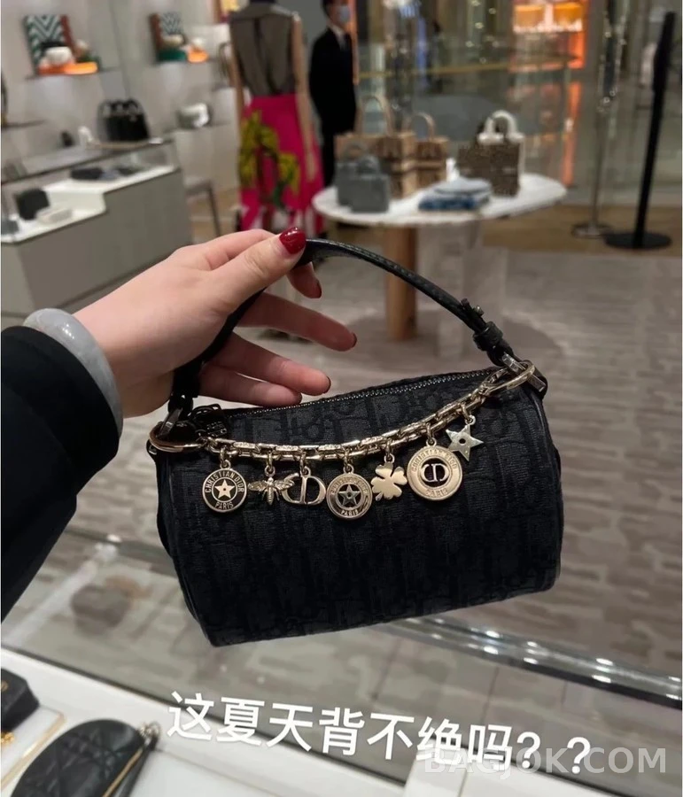 디올 디올 심볼 참 체인 상세 이미지