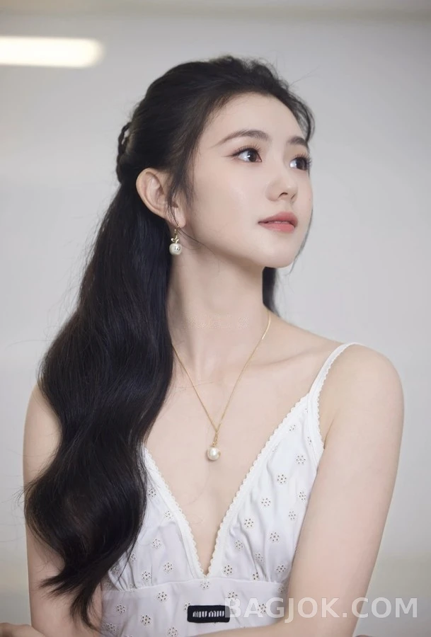 미우미우 미우미우 애플 진주 목걸이 상세 이미지