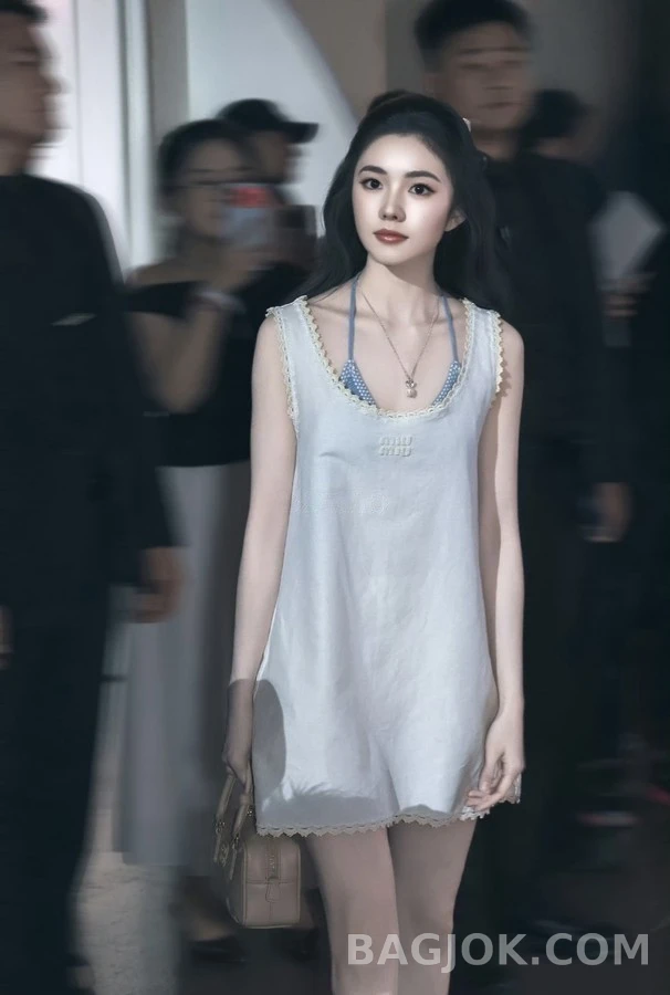 미우미우 미우미우 애플 진주 목걸이 상세 이미지