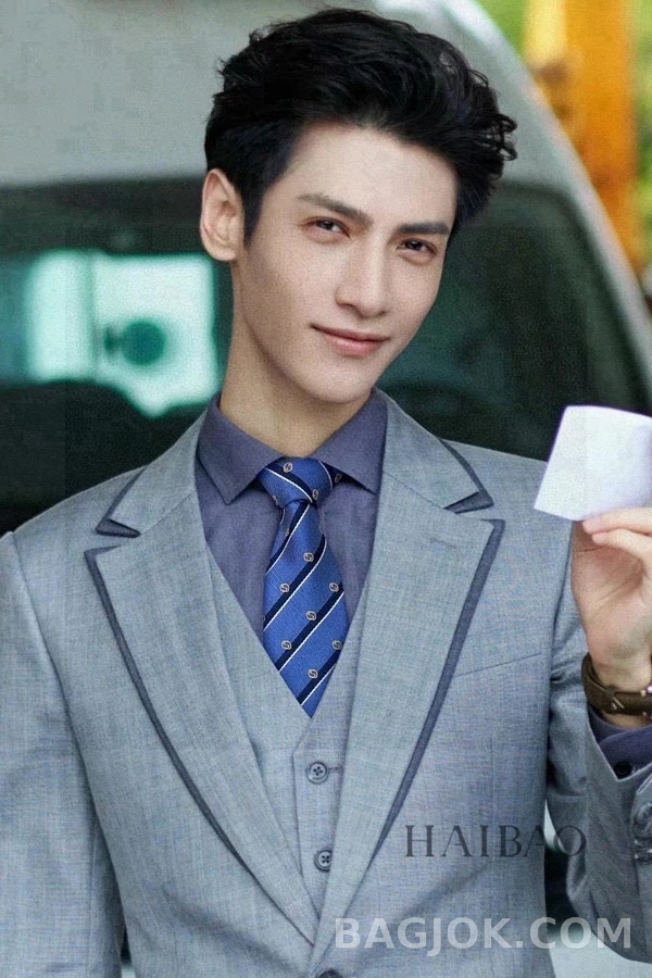 구찌 구찌 더블 G 스트라이프 프린트 넥타이 상세 이미지