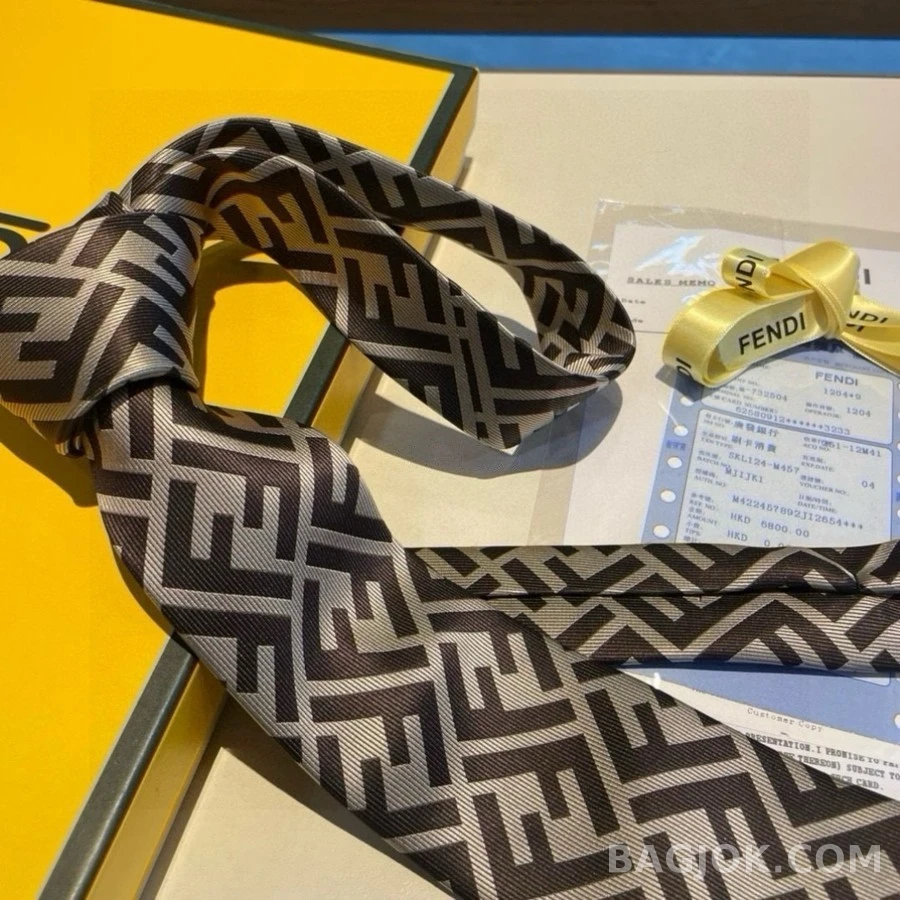 펜디 펜디 로고 자카드 넥타이 상세 이미지