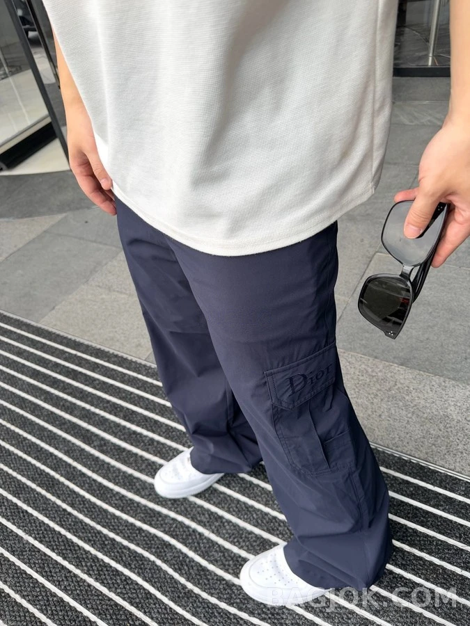 디올 디올 레터링 자수 카고 팬츠 상세 이미지
