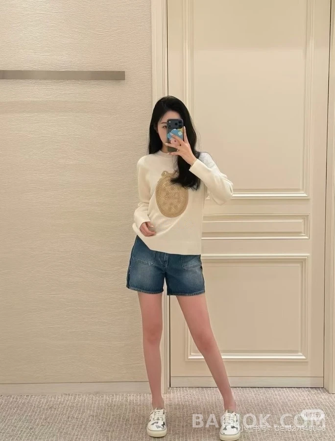 디올 디올 리본 엠블럼 자수 긴팔 티셔츠 상세 이미지