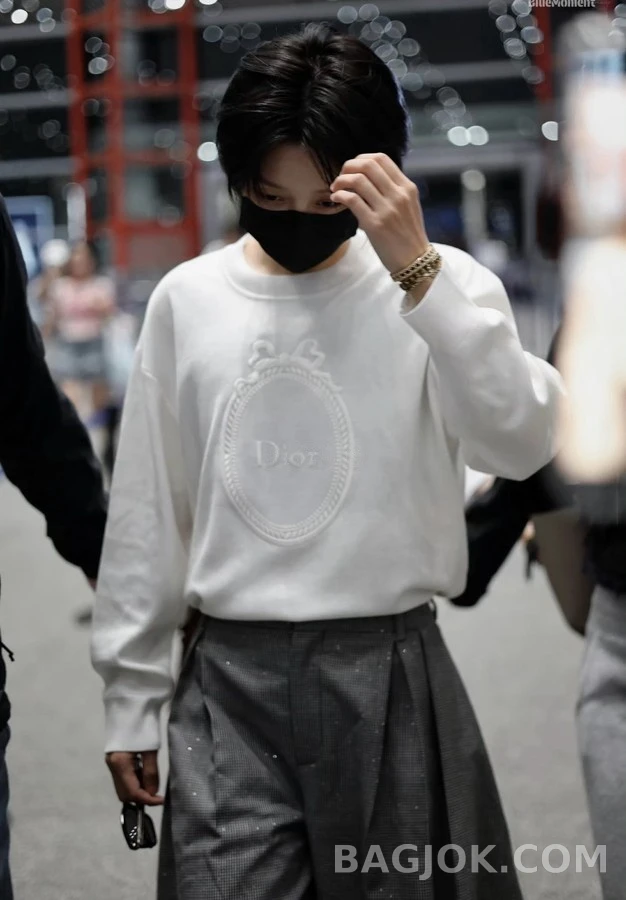 디올 디올 리본 프레임 로고 맨투맨 상세 이미지
