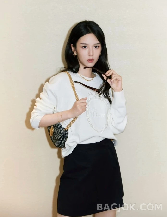 디올 디올 리본 프레임 로고 맨투맨 상세 이미지